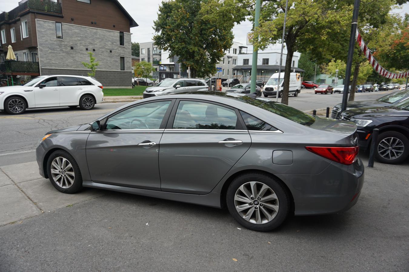 2014 Hyundai Sonata 2.4L Auto Limited Leather Roof Cam Nav Image principale