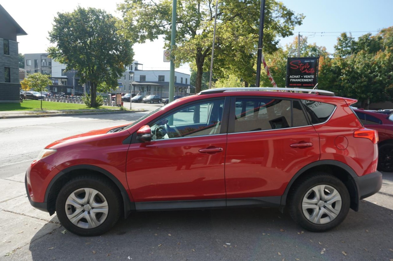 2015 Toyota RAV4 FWD LE TOUT ÉQUIPÉ Main Image