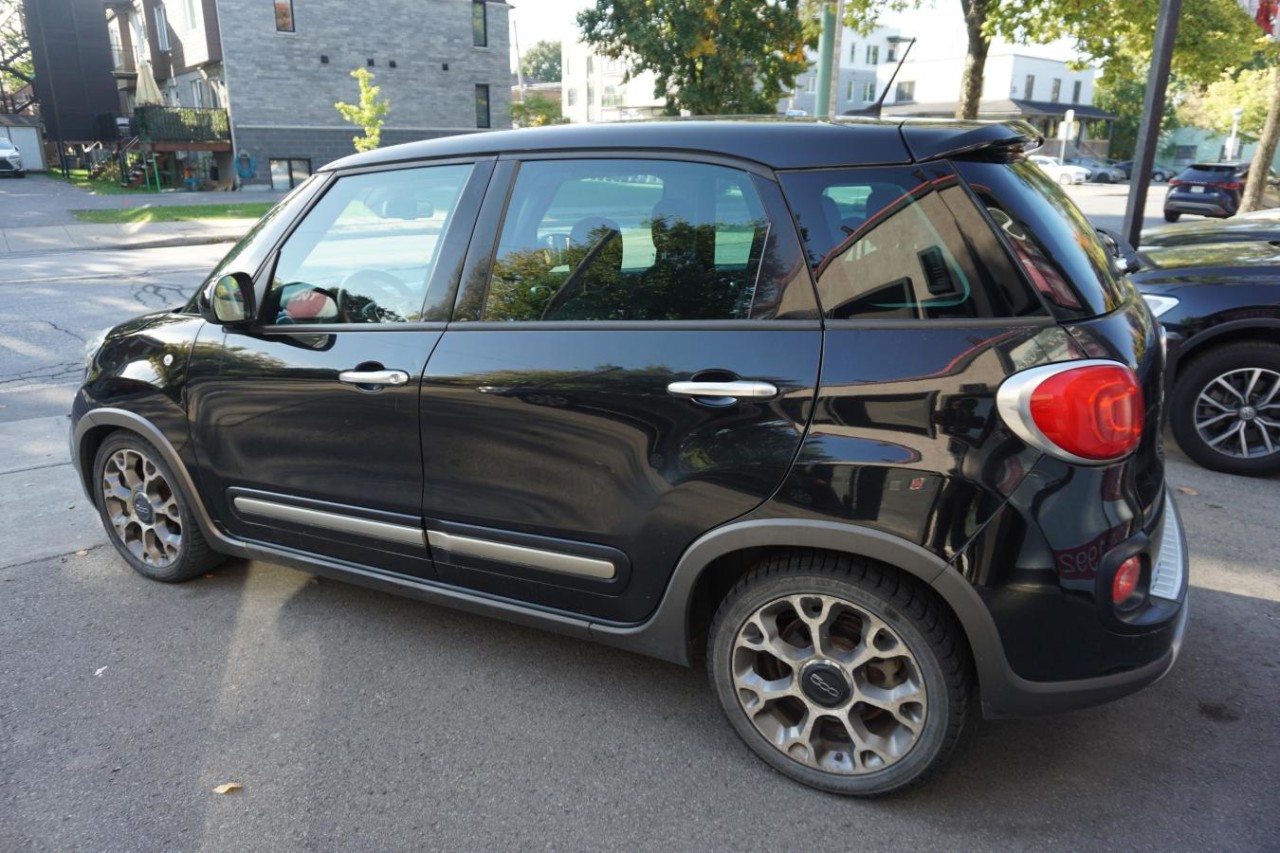 2014 Fiat 500L Trekking hatchback Aut fully loaded roof pano Main Image