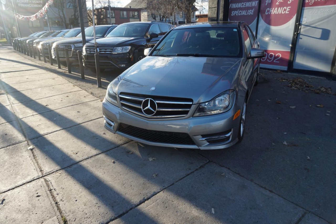 2014 Mercedes-Benz C-Class C 300 4matic Leather Sun Roof Camera Navigation Image principale