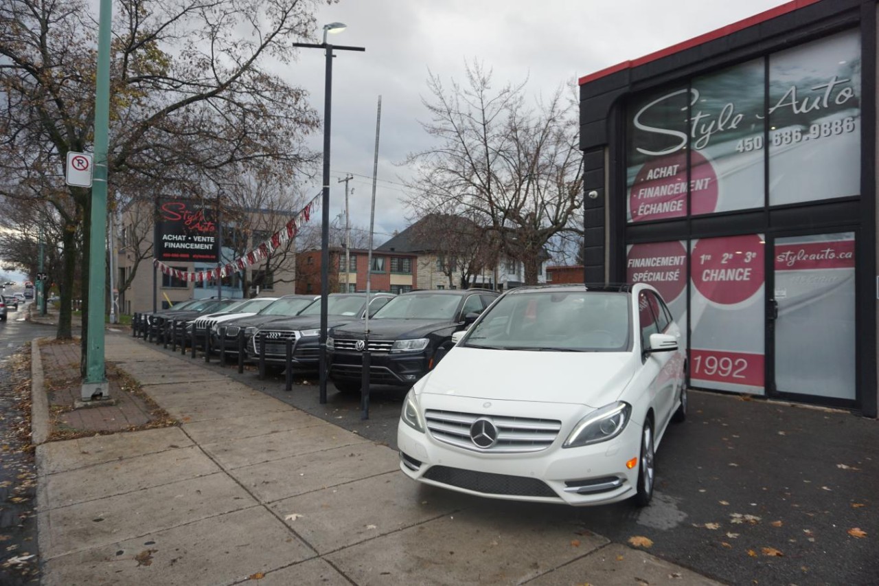 2013 Mercedes-Benz B-Class B 250 Sports Tourer HatchbackLeather Roof Nav Cam Image principale