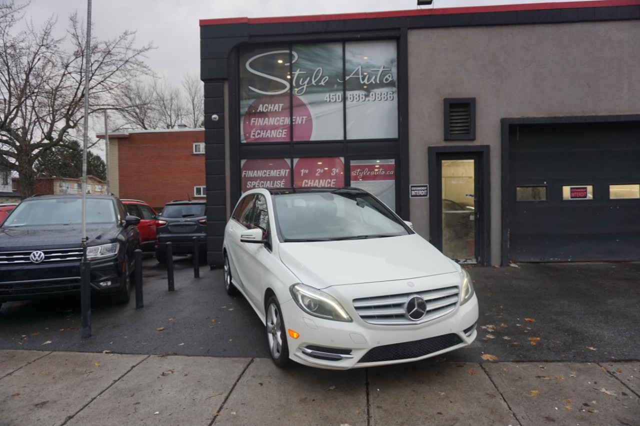 2013 Mercedes-Benz B-Class B 250 Sports Tourer HatchbackLeather Roof Nav Cam Image principale