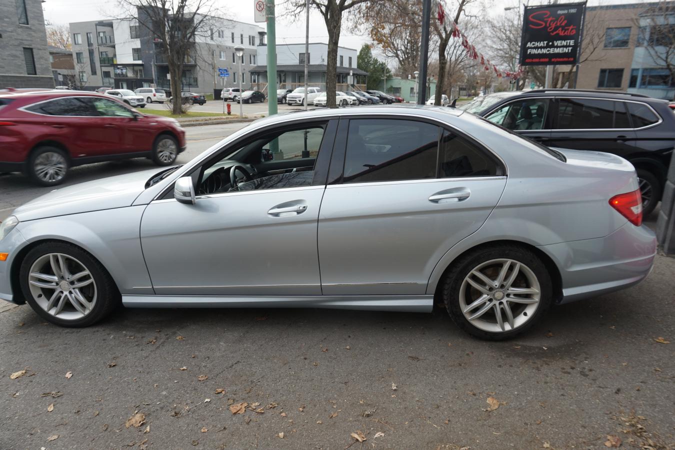 2013 Mercedes-Benz C300 C 300 4MATIC Leather Roof Main Image