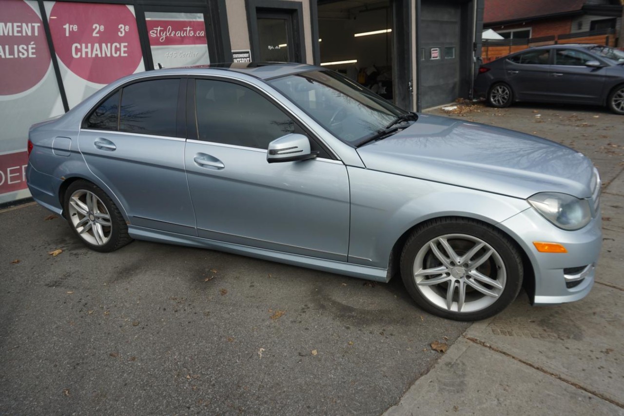 2013 Mercedes-Benz C300 C 300 4MATIC Leather Roof Image principale