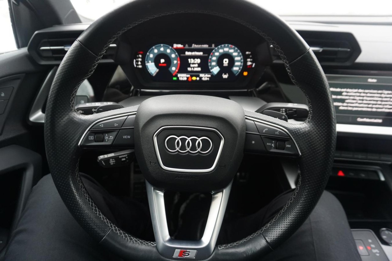 2022 Audi S3 Progressiv 2.0 TFSI quattro Leather Roof Cam Nav Image principale